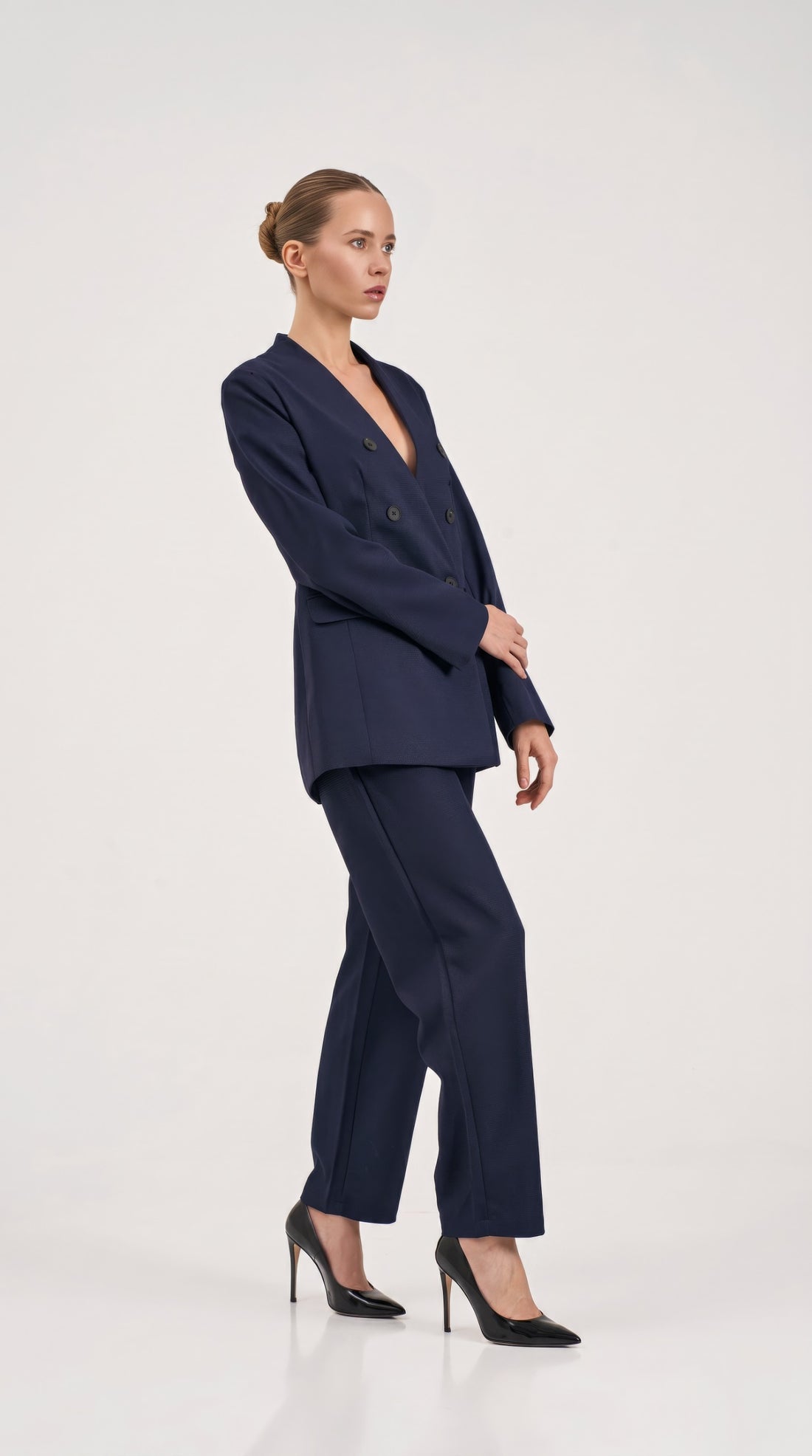 The Abu Dhabi Suit